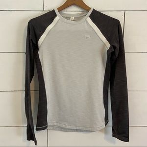 Under Armour Heat Gear Long Sleeve Base Layer. Size Small.